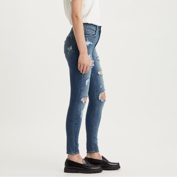 NWT Levi’s 721 High-Rise Skinny Jeans - Picture 2 of 7
